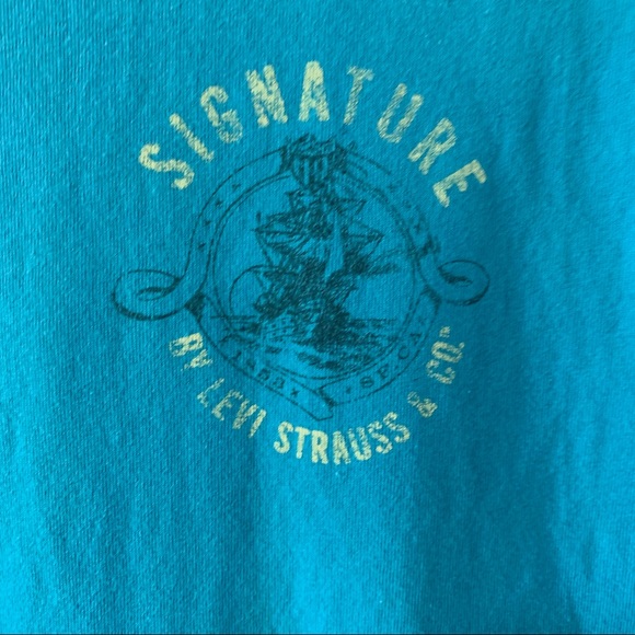 Signature Levi Strauss & Co Men’s Tee - Picture 2 of 4